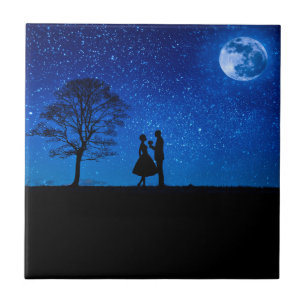 Lovers under a full moon        tile