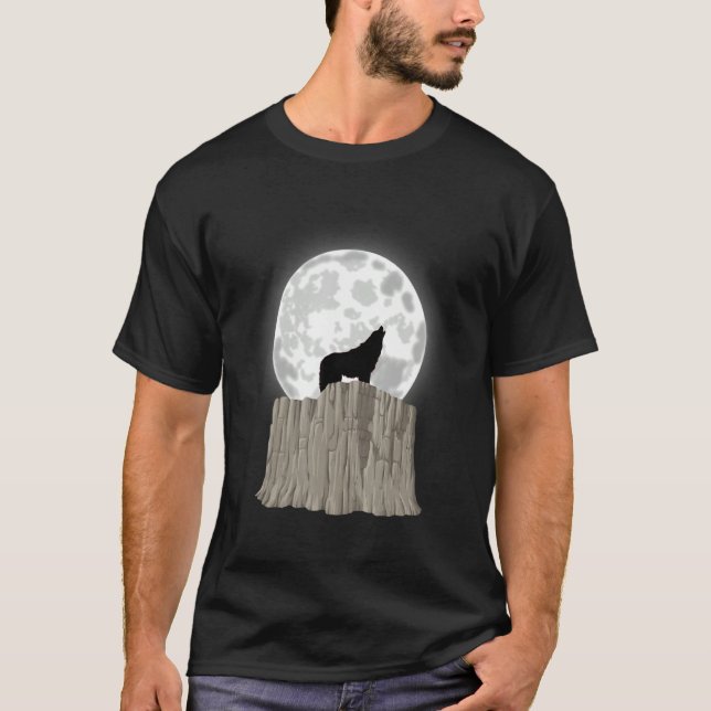 Loves Wolves wolf moon 8 T-Shirt (Front)