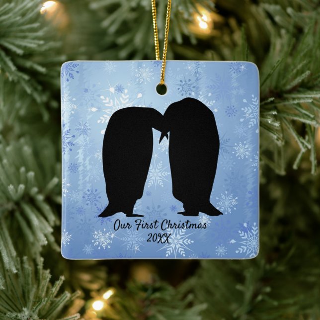 Loving Penguin Couple Christmas Ceramic Ornament (Tree)