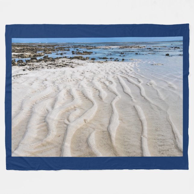 Low tide fleece blanket (Front (Horizontal))