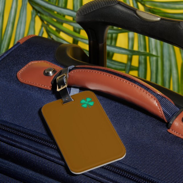 Lucky 4 Leaf Irish Clover brown luggage tag (Front Insitu 1)