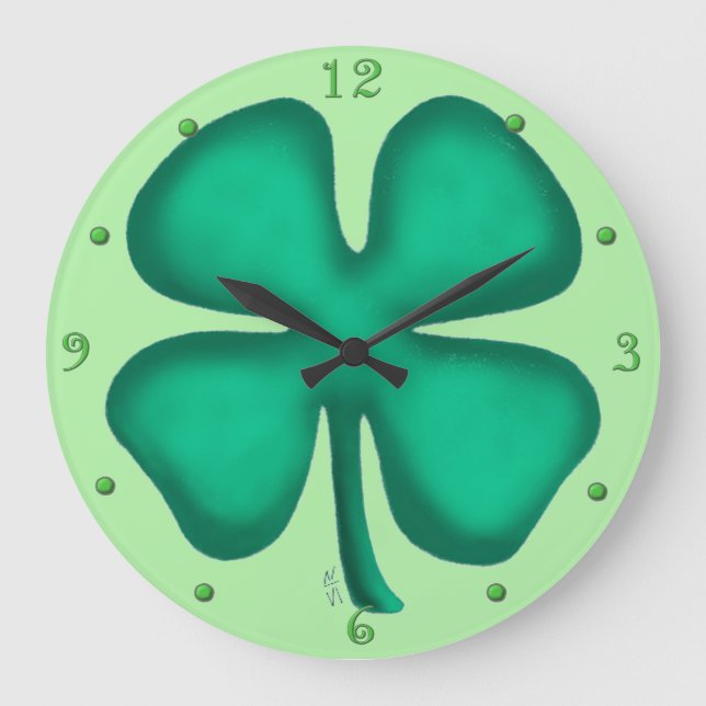 Lucky 4 Leaf Irish Clover green wall clock (Front)