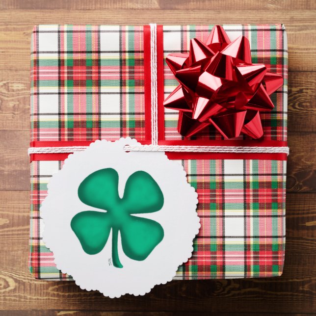 Lucky 4 Leaf Irish Clover scalloped paper ornament (Insitu (Gift))