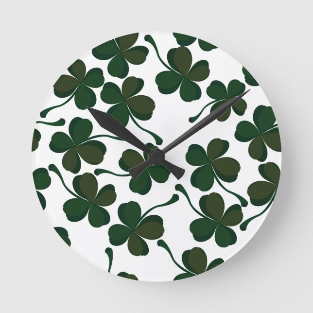 lucky clover round clock (Front)