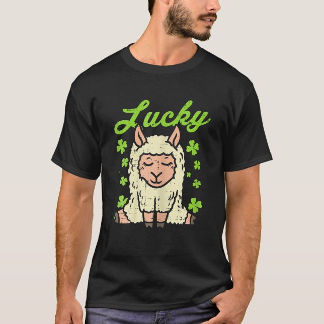 Lucky Irish Llama Shamrock St Patrick Day Animal G T-Shirt (Front)
