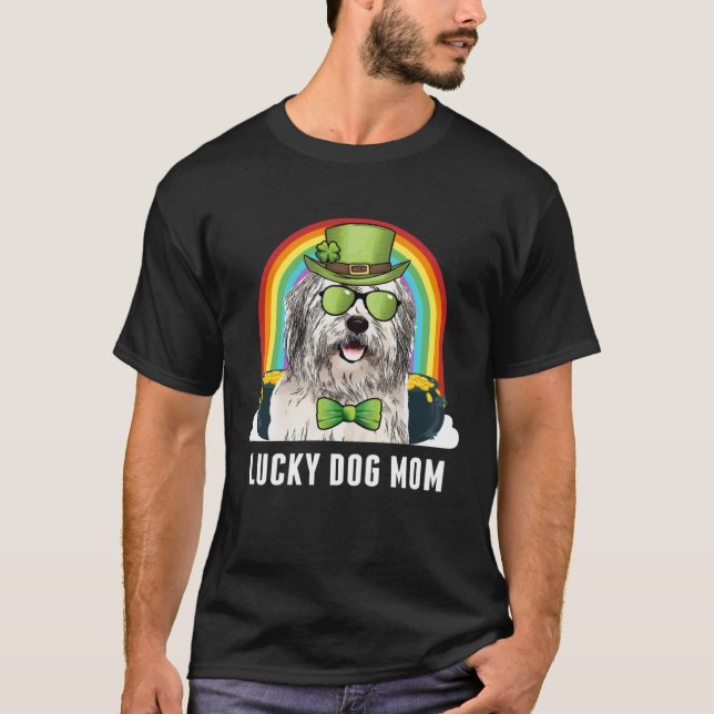 Lucky Old English Sheepdog Dog Mom St Patricks Day T-Shirt (Front)