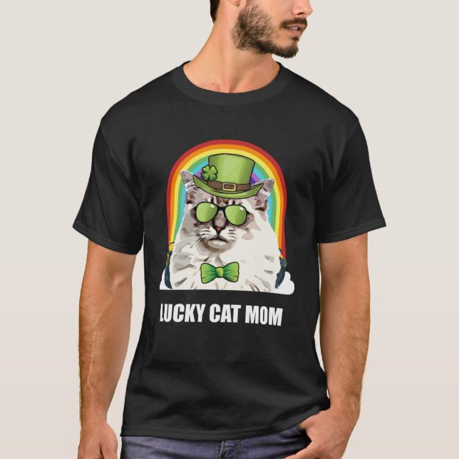 Lucky Ragdoll Cat Mom St Patricks Day T-Shirt (Front)