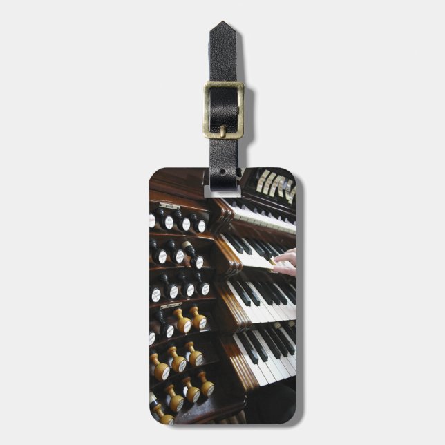 Luggage tag for organists (Front Vertical)