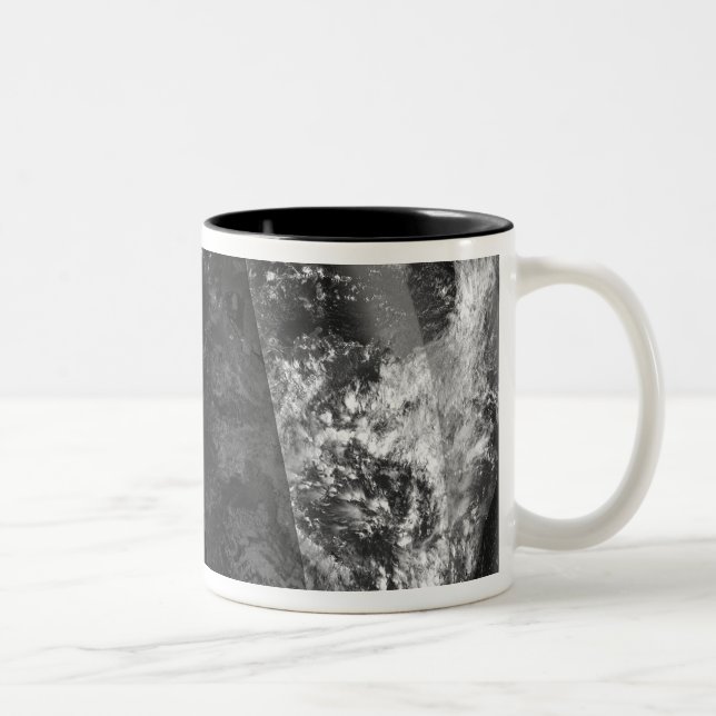 Lunar eclipse Two-Tone coffee mug (Right)
