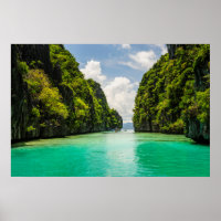 Lush Bacuit Archipelago