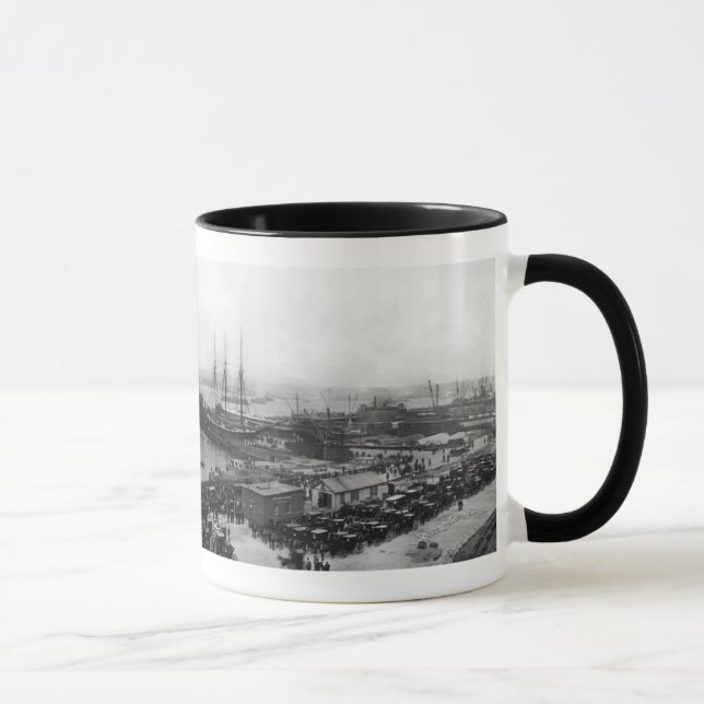 Lusitania Arrives Mug (Right)
