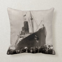 Lusitania arrives New York City 1907 Vintage