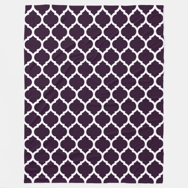 Luxurious and Rich Purple Moroccan Quatrefoil Fleece Blanket (Front)