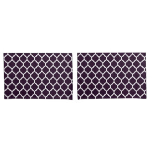 Luxurious Deep Purple Moroccan Quatrefoil Pattern Pillowcase