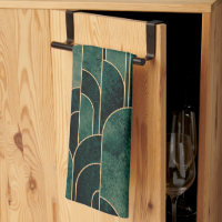 Luxurious Green and Gold Art Deco Pattern