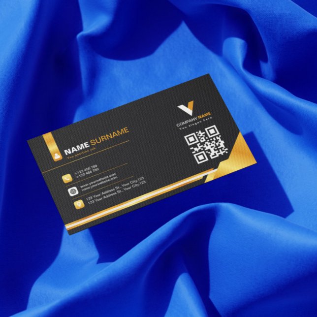 Luxury Black and Gold Business Card (Creator Uploaded)