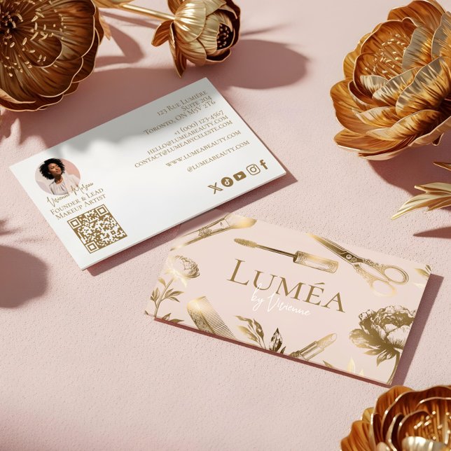Luxury Blush Pink Gold Beauty Salon Makeup Studio Business Card (Luxury Blush Pink Gold Beauty Salon Makeup Studio Business Card)