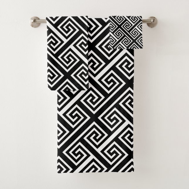 Luxury geometric Greek meander bathroom towel set (Insitu)