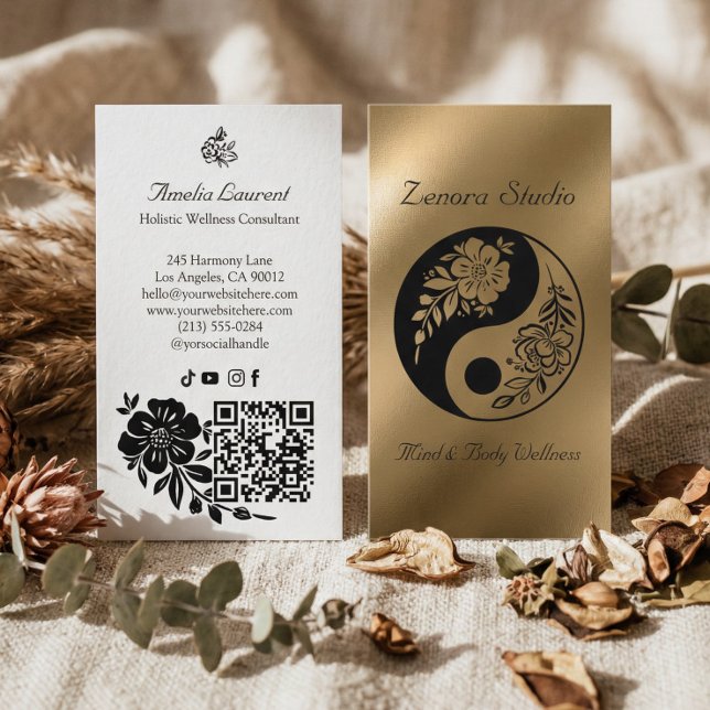 Luxury Gold Holistic Yin Yang Spiritual Wellness Business Card (Luxury Gold Holistic Yin Yang Spiritual Wellness Business Card)