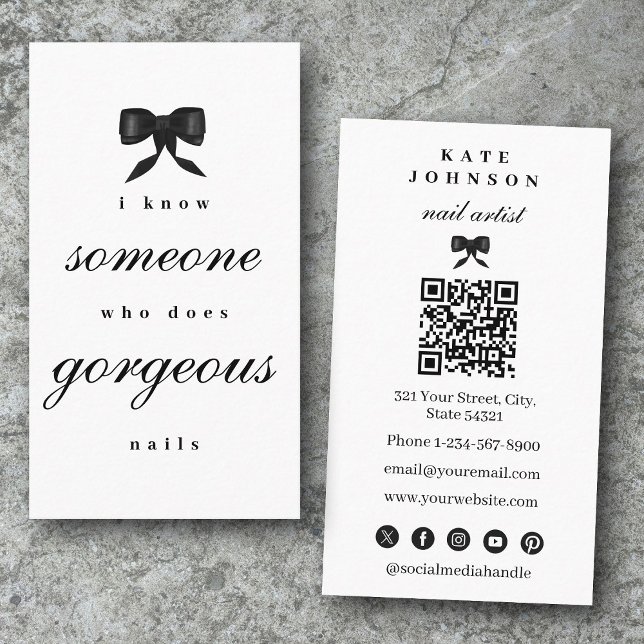 Luxury Nail Artist Beaty Salon Manicure QR Code  Business Card (Luxury Nail Artist Beaty Salon Manicure QR Code Business Card)