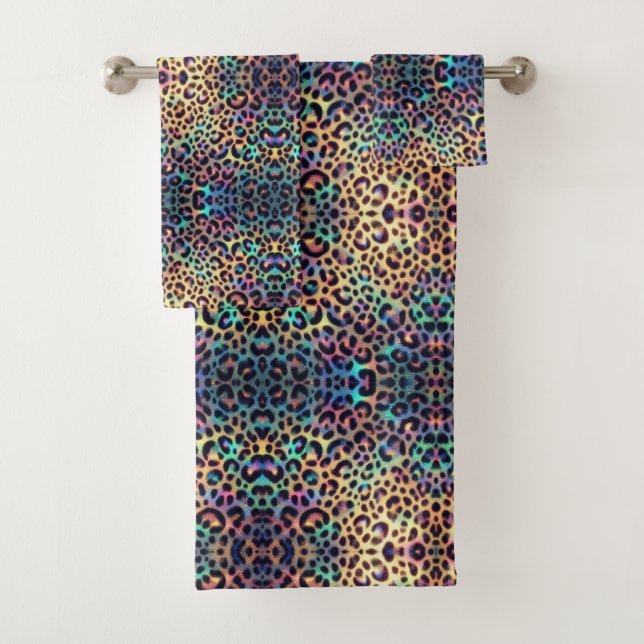 Luxury Opal Leopard Print Pattern Bath Towel Set (Insitu)