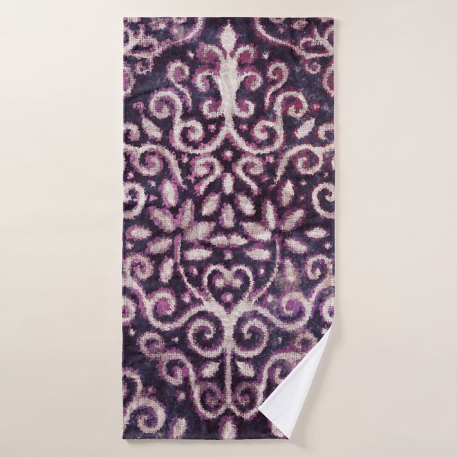 Luxury purple and tan damask seamless pattern bath towel (Bath Towel)