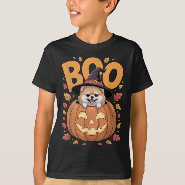 M Costume On Pumpkin Halloween Meranian  T-Shirt (Front)