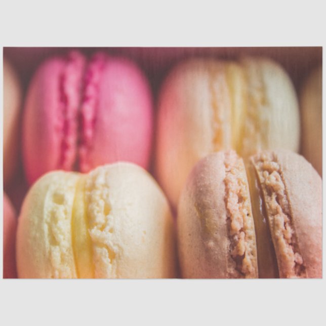 Macaron macaroons foto pink beige brown sweet tast tissue paper (Front)