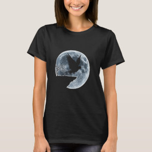 Macaw Halloween Costume Moon Silhouette Creepy T-Shirt