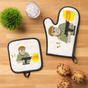 machine gunner oven mitt & pot holder set
