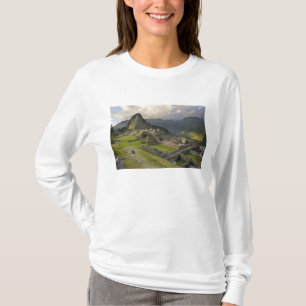 Machu Picchu, ancient ruins, UNESCO world T-Shirt