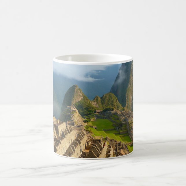 Machu Picchu ruins Magic Mug (Center)