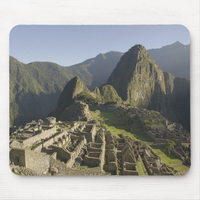 Machu Picchu, ruins of Inca city, Peru. Mouse Mat (Front)