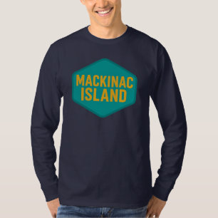 Mackinac Island Retro Badge   Bold Michigan Travel T-Shirt