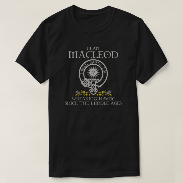 MacLeod of Lewis Clan crest Scottish surname tarta T-Shirt (Design Front)