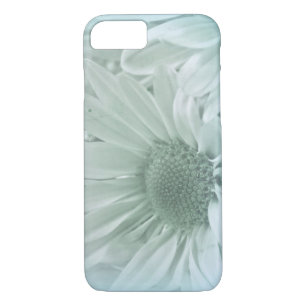 macro daisy in soft turquoise iPhone 8/7 case