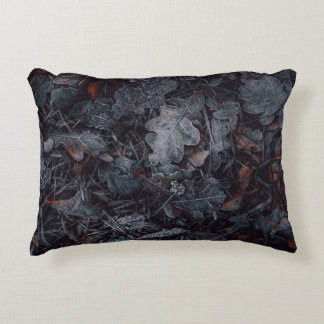 MACRO PHOTOGRAPHY OF GRAY AND BROWN LEAVES DECORATIVE CUSHION