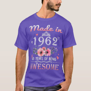 Made In 1962 Sunflower 60 Years Of Being Awesome T-Shirt