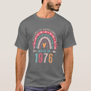 Made In 1976 46 Year Old Rainbow 46Th Birthday Gif T-Shirt
