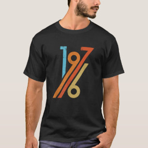 Made in 1976 Men Women Gifts Retro Born in 1976 T-Shirt