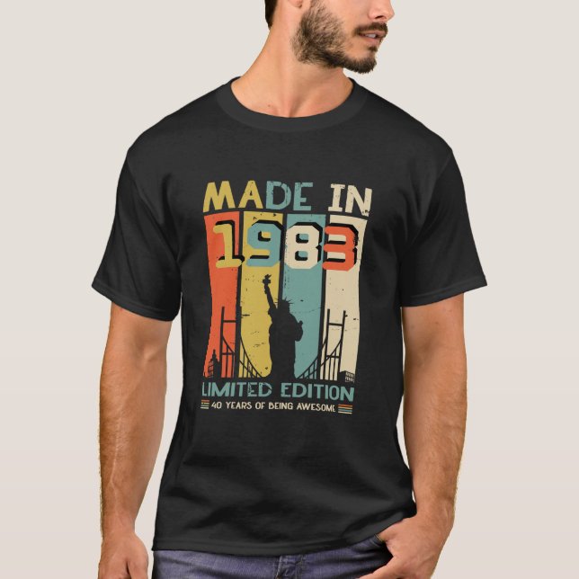 Made In 1983  40 Years  Of Being Awesome  T-Shirt (Front)
