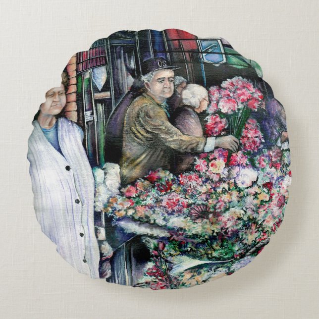 Magic Moment in Misloc Market Round Cushion (Front)