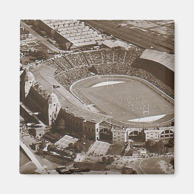 Magnet - Old Wembley Stadium (Front)