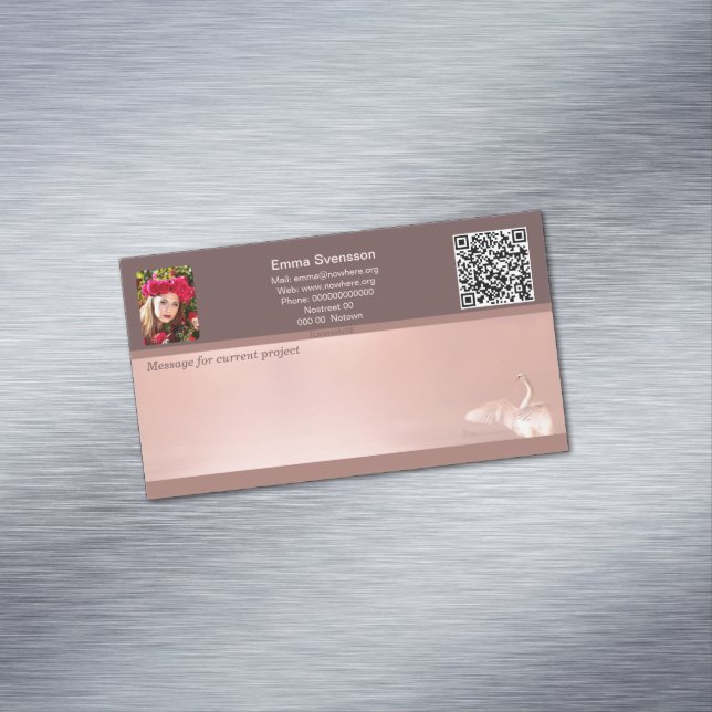 Magnetiska visitkort — Connect, Swan Magnetic Business Card (In Situ)