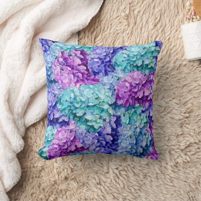 Magnificent hydrangea blossoms   cushion (Blanket)
