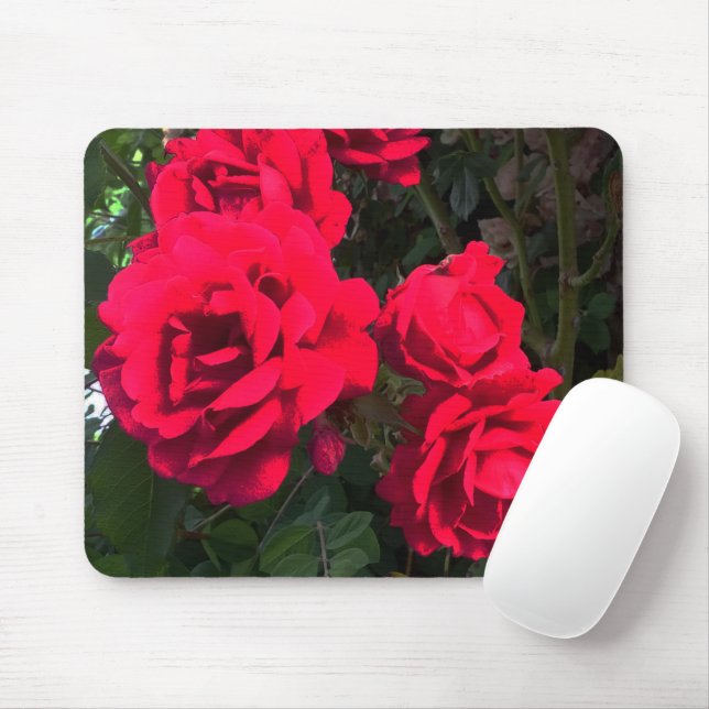 Magnificent Red Roses Mouse Mat (With Mouse)