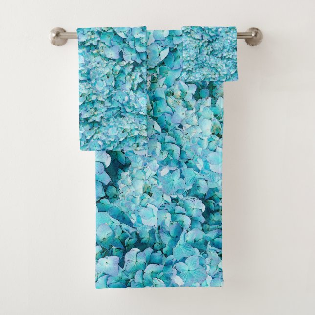 Magnificent, turquoise hydrangea blossoms bath towel set (Insitu)