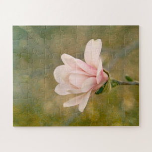 Magnolia Queen Jigsaw Puzzle