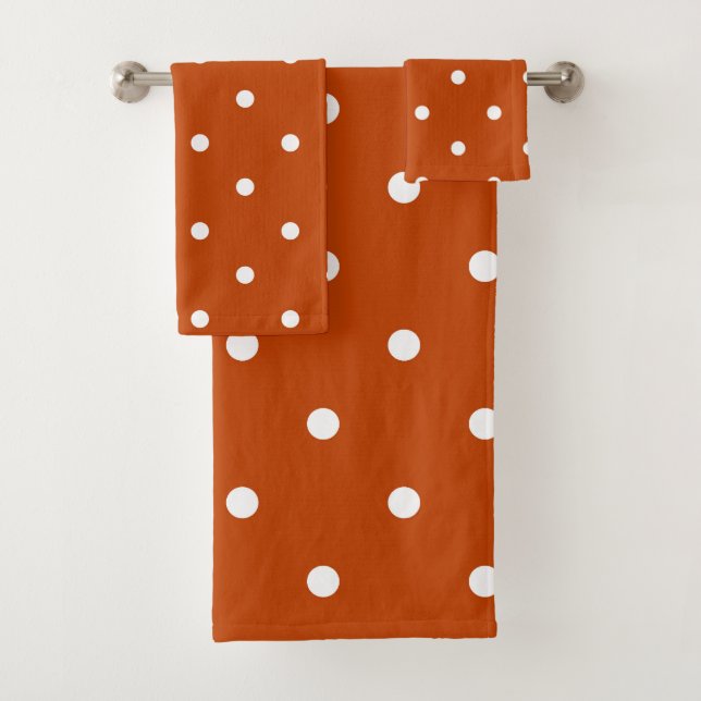 Mahogany and white dots bath towel set (Insitu)