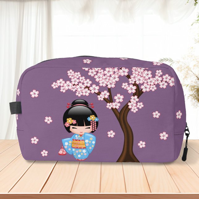 Maiko Kokeshi Doll - Cute Japanese Geisha Girl Dopp Kit (Creator Uploaded)